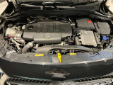 小型軽量なターボチャージャーの採用により優れた環境適合性と卓越したパフォーマンスを両立しています。