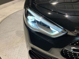 LEDインテリジェントライチシステム搭載!複数の照射モードおよび機能を備え、走行状況に適した照射を行います。