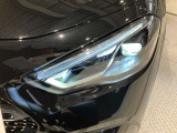 LEDインテリジェントライチシステム搭載!複数の照射モードおよび機能を備え、走行状況に適した照射を行います。