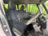 運転席シート廻りは使用感も少なく、良好な状態となっています。丁寧に使われていたことがよくわかりますね。