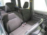 「まるごとクリーニング」施工済み! 運転席・助手席シートは取り外して洗浄しています。