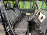 運転席シート廻りは使用感も少なく、良好な状態となっています。丁寧に使われていたことがよくわかりますね。