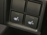 【シートヒーター】寒い日に重宝するシートヒーター!エアコンより早く温まってくれるので寒がりの人も安心ですね♪エアコンの温風は乾燥するから苦手、という方にもをおすすめです。