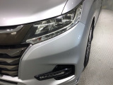 LEDヘッドライトは、点灯の瞬間から最大光量を発揮し、突然暗くなるトンネルなどでの安定感を高めます。