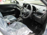 運転席側室内