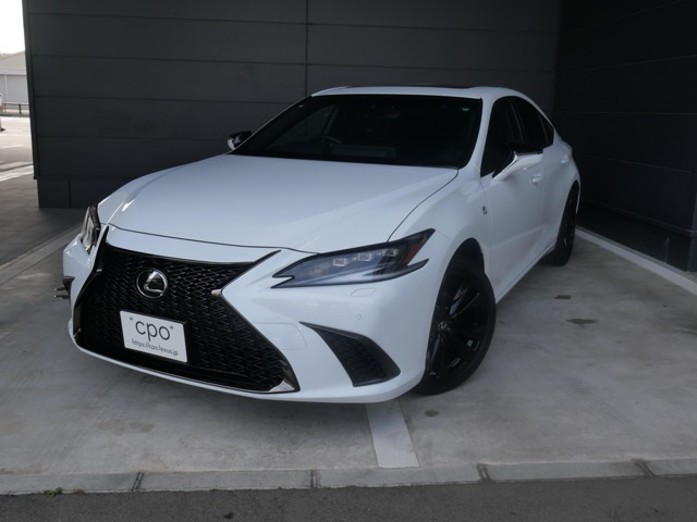 ES 300h Fスポーツ 
