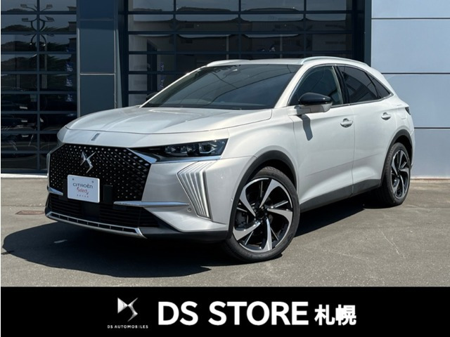 DS7オペラ E-TENSE 4×4 4WD