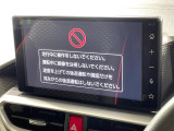 【9インチ ディスプレイオーディオ】大画面ディスプレイへお持ちのスマートフォンと連携して、ナビやbluetoothでの音楽再生が可能です♪デザインはもちろん操作性も良好!別途ナビ機能の取付可能です♪