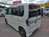 初めてお車を購入される方もご安心ください!手続きから保険の加入までスタッフが丁寧にご案内いたします!