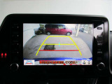 バックガイドモニターで、後方を確認しながら安心して駐車することができます。運転初心者も熟練者も必須の機能ですよ!