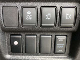 両側オートスライドドアです。外からワンタッチで自動開閉し、運転席からでもワンタッチで開閉できます。