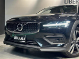 V60クロスカントリー T5 AWD プロ 4WD 4WD 本革シート