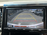 バックモニターで見えにくい後ろが映像で確認できるのでバック駐車も安心して運転できます!