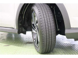 タイヤサイズ 195/65R17。