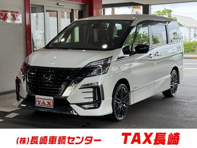 セレナ 1.2 e-POWER ハイウェイスター V アーバンクロム 