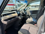 中古車だけでなく、新車販売、任意保険、JAF等、お車の事なら何でもお任せ下さい!!(支払総額は、車検又は法定点検に掛かる費用や、税金・登録手数料等が含まれた、店頭納車での総額です)