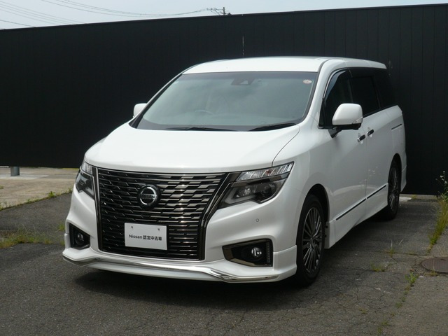 エルグランド2.5 250ハイウェイスターS アーバンクロム 4WD