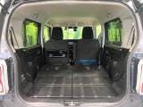 普段のお買い物や通勤、送迎等に十分な荷室スペースを確保しております。セカンドシートを倒すと、大きな荷物の積載も可能です♪