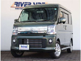 【車屋】として、長く車業界に従事した経験豊富なスタッフが在籍しております。
