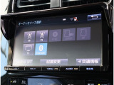お車選びをお楽しみ頂けるよう、在庫車の展示スペースを十分に確保しております。