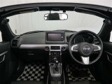 見通しのよいすっきりとした視界で、誰でも運転しやすいです。運転のしやすさは疲れにくさにも繋がりますよ♪