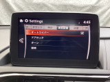 レバーをAUTOの位置にしているとき、レインセンサーが雨を感知すると、雨量に応じてワイパーが自動で作動してくれるオートワイパーを装備!設定変更で非作動にすると、間欠作動に固定されます。