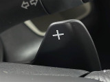 【パドルシフト(AT車)】MT車と同じように好きなギアで走ることができます!ステアリングから手を離さずに指先だけでシフト操作ができ、よりスポーティな走りをお楽しみいただけます。