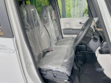 運転席シート廻りは使用感も少なく、良好な状態となっています。丁寧に使われていたことがよくわかりますね。