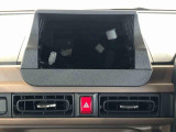当車両はオーディオレスです。多彩なナビゲーション・オーディオをご用意しております。詳しくは当店スタッフにお問い合わせください。