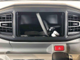 当車両はオーディオレスです。多彩なナビゲーション・オーディオをご用意しております。詳しくは当店スタッフにお問い合わせください。