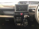 温度を設定すれば、自動で車内の温度管理をしてくれる優れものです♪ATミッションで運転楽々