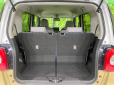 普段のお買い物や通勤、送迎等に十分な荷室スペースを確保しております。セカンドシートを倒すと、大きな荷物の積載も可能です♪