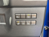 【パワーバックドア】荷物を抱えた状態でもリアゲートの開閉が可能です!お買い物時やアウトドアの際に役立ちますね。