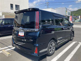 ゆとりある広々とした車内空間は、ドライブを始め買い物やレジャーなど、幅広く活躍します。一人でもみんなとでもお出かけを楽しみましょう!