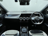 GLAクラス GLA200d 4マチック AMGライン 4WD 4WD サンルーフ