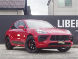 リベラーラはガリバーグループのBMW、メルセデスベンツ、アウディなどの輸入車専門店です。