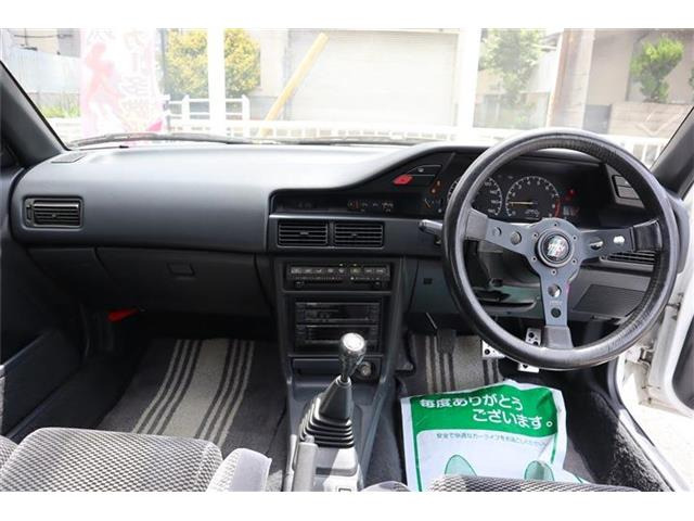 トヨタ カローラレビン 1.6 GTアペックス 5MT ツインカム 純正エアロ