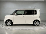 当社の中古車はまるごとクリーニング済み。インパネ、シート、天井、トランク、までスチーム洗浄でクリーニング。さらに消臭、除菌、ボディーコートで外装の鉄粉や汚れも除去しております。