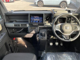 N-VAN +スタイル ファン 4WD 4WD 6MT