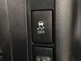 ☆横滑り防止機能☆滑りを感知すると、自動的に車両の進行方向を保つ様に制御してくれます☆