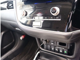 【車屋】として、長く車業界に従事した経験豊富なスタッフが多数在籍しております。