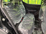 高品質なオリジナルフロアマットもオプションにてご用意しております。お好きなデザインやカラーをお車に合わせて選んでいただくことができます♪