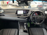 ES 300h Fスポーツ 