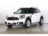 MINI NEXT勝どきでは常時約10台を屋内展示場にて展示中。天候に左右されることなくゆっくりとご覧頂けます。その他ストックヤードにも在庫がございます。ご来店の際は在庫確認の上ご来店下さいませ。
