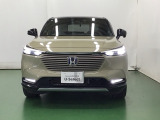 LEDヘッドライトを装備しています。LEDヘッドライトはとても明るく、雨の日や夜間走行も安全・安心です。オートライトコントロール付きで周囲の明るさに応じて自動で点灯・消灯します
