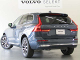 良質なスカンジナビアンデザインに全身を包まれたXC60には、控えめながら自信に満ちた、歴然とした美しさが備わっています。伝統のテールランプデザインは、変わらず安全へのこだわりが見てとれます。