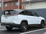 後方には障害物センサー装備!駐車が不安な方にとってバックカメラと併用でき頼もしい装備です!