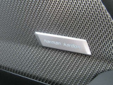ハーマンカードンスピーカー装備です。
