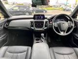 クラウン ハイブリッド 2.5 RS アドバンス 本革シート サンルーフ