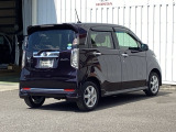 バックカメラが付いているのでバックでの車庫入れも安心です。